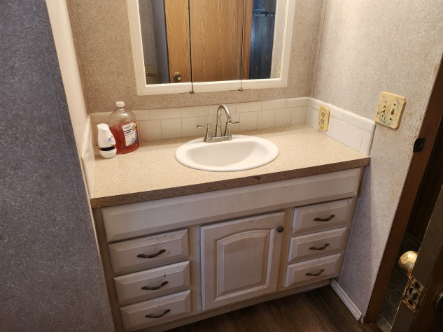 8 Beechwood Lane, Largo, Florida 33770, 1 Bedroom Bedrooms, ,1 BathroomBathrooms,55-Plus Mobile Home,For Sale,Beechwood Lane,4712