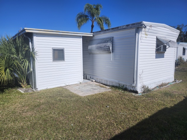 8 Beechwood Lane, Largo, Florida 33770, 1 Bedroom Bedrooms, ,1 BathroomBathrooms,55-Plus Mobile Home,For Sale,Beechwood Lane,4712