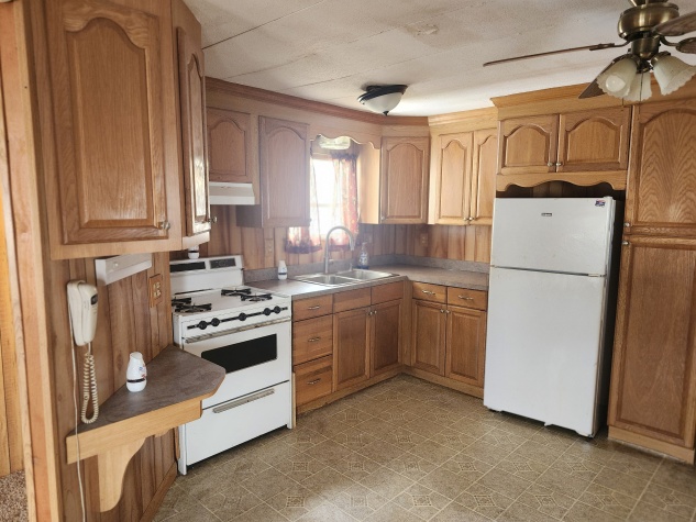 8 Beechwood Lane, Largo, Florida 33770, 1 Bedroom Bedrooms, ,1 BathroomBathrooms,55-Plus Mobile Home,For Sale,Beechwood Lane,4712