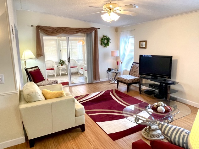 8710 26th Ave E, Palmetto, Florida 34221, 2 Bedrooms Bedrooms, ,2 BathroomsBathrooms,55-Plus Mobile Home,For Sale,26th Ave E,4725