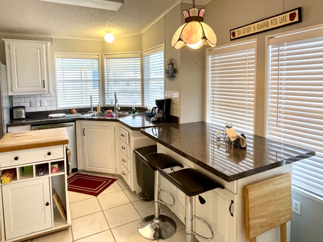 8710 26th Ave E, Palmetto, Florida 34221, 2 Bedrooms Bedrooms, ,2 BathroomsBathrooms,55-Plus Mobile Home,For Sale,26th Ave E,4725