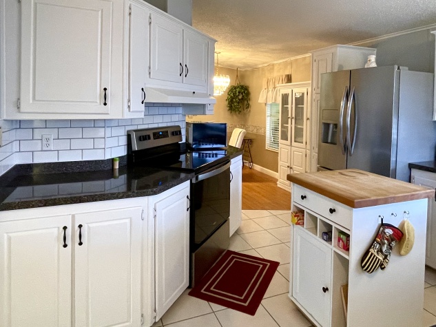 8710 26th Ave E, Palmetto, Florida 34221, 2 Bedrooms Bedrooms, ,2 BathroomsBathrooms,55-Plus Mobile Home,For Sale,26th Ave E,4725