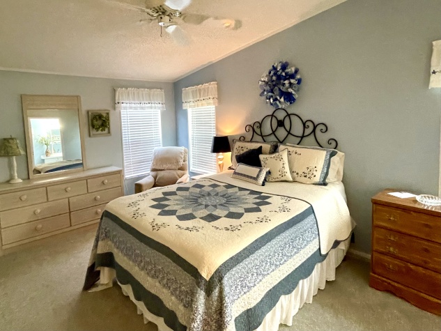 8710 26th Ave E, Palmetto, Florida 34221, 2 Bedrooms Bedrooms, ,2 BathroomsBathrooms,55-Plus Mobile Home,For Sale,26th Ave E,4725