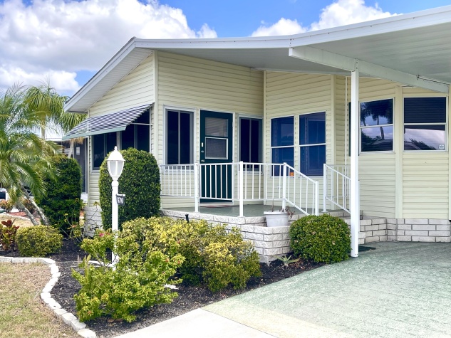 8710 26th Ave E, Palmetto, Florida 34221, 2 Bedrooms Bedrooms, ,2 BathroomsBathrooms,55-Plus Mobile Home,For Sale,26th Ave E,4725