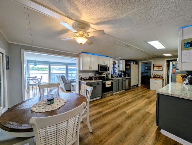 2704 Muddy Creek Ln, Ruskin, Florida 33570, 2 Bedrooms Bedrooms, ,1.5 BathroomsBathrooms,All - Age Mobile Home,For Sale,Muddy Creek Ln,4726