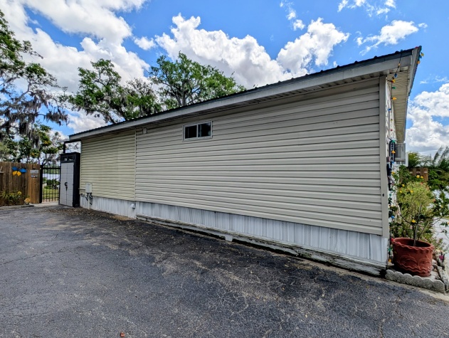2704 Muddy Creek Ln, Ruskin, Florida 33570, 2 Bedrooms Bedrooms, ,1.5 BathroomsBathrooms,All - Age Mobile Home,For Sale,Muddy Creek Ln,4726