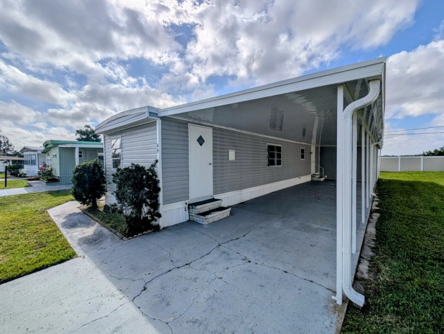 2525 Gulf City Rd, Lot 49, Ruskin, Florida 33570, 2 Bedrooms Bedrooms, ,1 BathroomBathrooms,55-Plus Mobile Home,For Sale,Gulf City Rd, Lot 49,4727