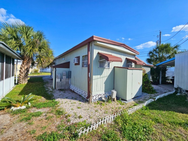 3701 14th Street West, Lot 24, Bradenton, Florida 34205, 2 Bedrooms Bedrooms, ,1 BathroomBathrooms,55-Plus Mobile Home,For Sale,14th Street West, Lot 24,4730