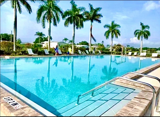 78 Pompano Dr, Ellenton, Florida 34222, 2 Bedrooms Bedrooms, ,2 BathroomsBathrooms,55-Plus Mobile Home,For Sale,Pompano Dr,4731