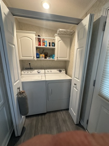 10361 Bay Street NE, St Petersburg, Florida 33716, 2 Bedrooms Bedrooms, ,2 BathroomsBathrooms,55-Plus Mobile Home,For Sale,Bay Street NE,4738