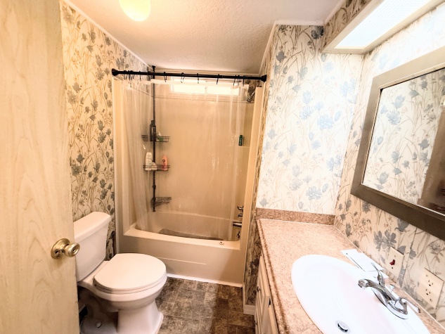 12100 Seminole Blvd, Lot 219, Largo, Florida 33778, 2 Bedrooms Bedrooms, ,2 BathroomsBathrooms,55-Plus Mobile Home,For Sale,Seminole Blvd, Lot 219,4739