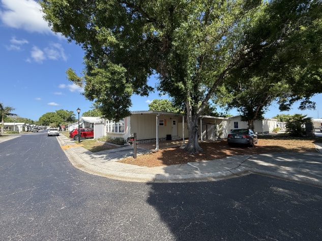 12100 Seminole Blvd, Lot 219, Largo, Florida 33778, 2 Bedrooms Bedrooms, ,2 BathroomsBathrooms,55-Plus Mobile Home,For Sale,Seminole Blvd, Lot 219,4739