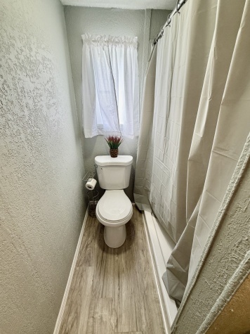 9204 66th St N, Lot 39, Pinellas Park, Florida 33782, 1 Bedroom Bedrooms, ,1 BathroomBathrooms,All - Age Mobile Home,For Sale,66th St N, Lot 39,4744