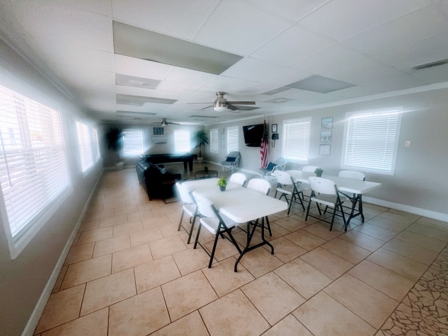 9204 66th St N, Lot 39, Pinellas Park, Florida 33782, 1 Bedroom Bedrooms, ,1 BathroomBathrooms,All - Age Mobile Home,For Sale,66th St N, Lot 39,4744