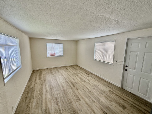 9204 66th St N, Lot 39, Pinellas Park, Florida 33782, 1 Bedroom Bedrooms, ,1 BathroomBathrooms,All - Age Mobile Home,For Sale,66th St N, Lot 39,4744