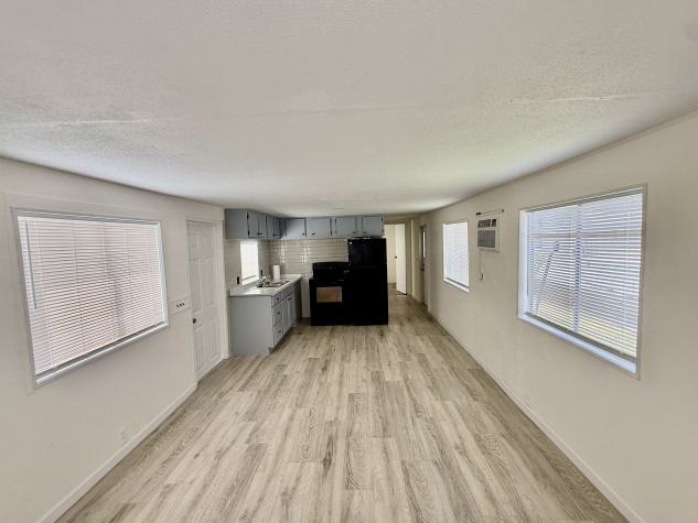 9204 66th St N, Lot 39, Pinellas Park, Florida 33782, 1 Bedroom Bedrooms, ,1 BathroomBathrooms,All - Age Mobile Home,For Sale,66th St N, Lot 39,4744