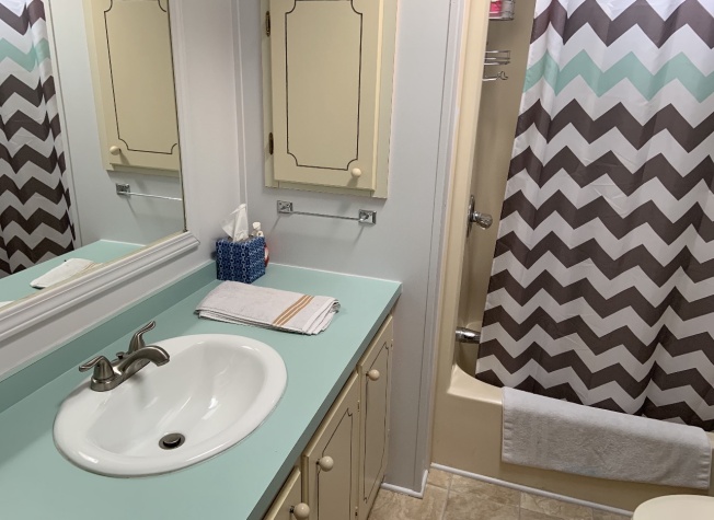 5449 Aylesbury Ln, Sarasota, Florida 34241, 2 Bedrooms Bedrooms, ,2 BathroomsBathrooms,55-Plus Mobile Home,For Sale,Aylesbury Ln,4745