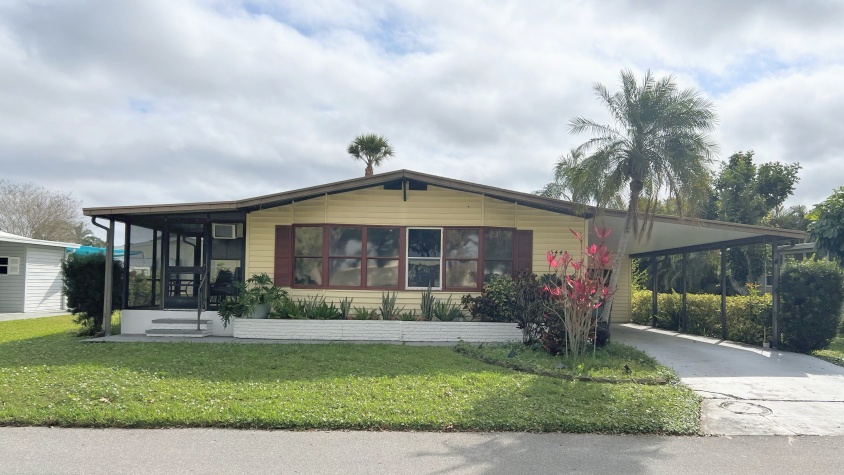 5449 Aylesbury Ln, Sarasota, Florida 34241, 2 Bedrooms Bedrooms, ,2 BathroomsBathrooms,55-Plus Mobile Home,For Sale,Aylesbury Ln,4745