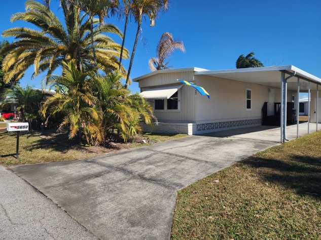 5653 Whistling Tree Lane, Bradenton, Florida 34203, 2 Bedrooms Bedrooms, ,1 BathroomBathrooms,55-Plus Mobile Home,For Sale,Whistling Tree Lane,5176